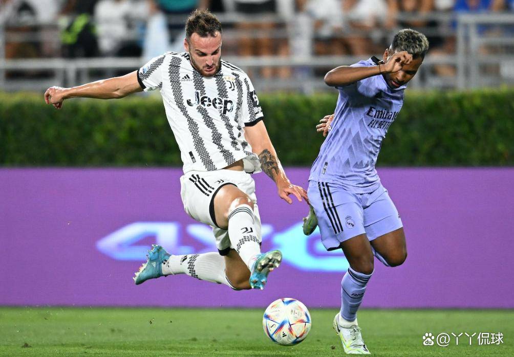 关于皇家马德里发布备战花絮；清晨迎来里程碑；欧冠任务艰巨；纪律约束更严格的信息