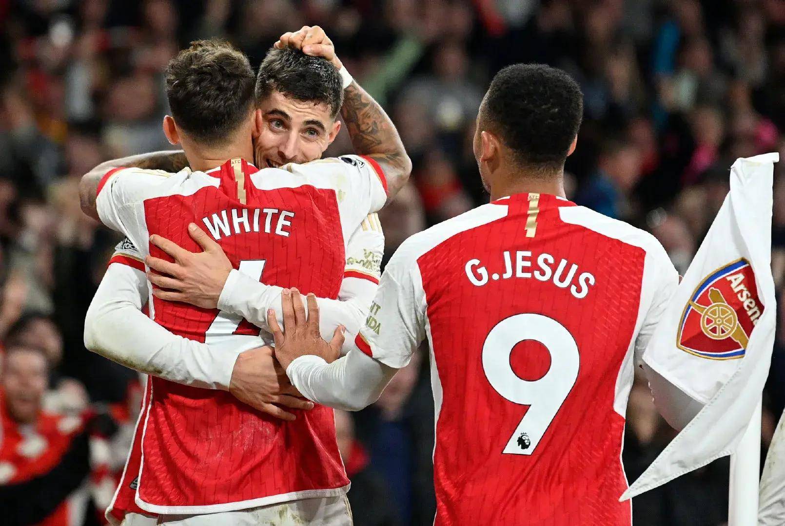 关于利物浦迎荷甲关键赛,集结日远射贴柱,底气十足,球队文化再被提及的信息 关于利物浦迎荷甲关键赛,集结日远射贴柱,底气十足,球队文化再被提及的信息