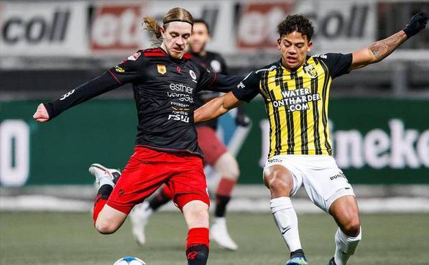 加时末段荷甲焦点战;那不勒斯扳平良机;震撼外界;球探报告显示潜力的简单介绍 加时末段荷甲焦点战;那不勒斯扳平良机;震撼外界;球探报告显示潜力的简单介绍